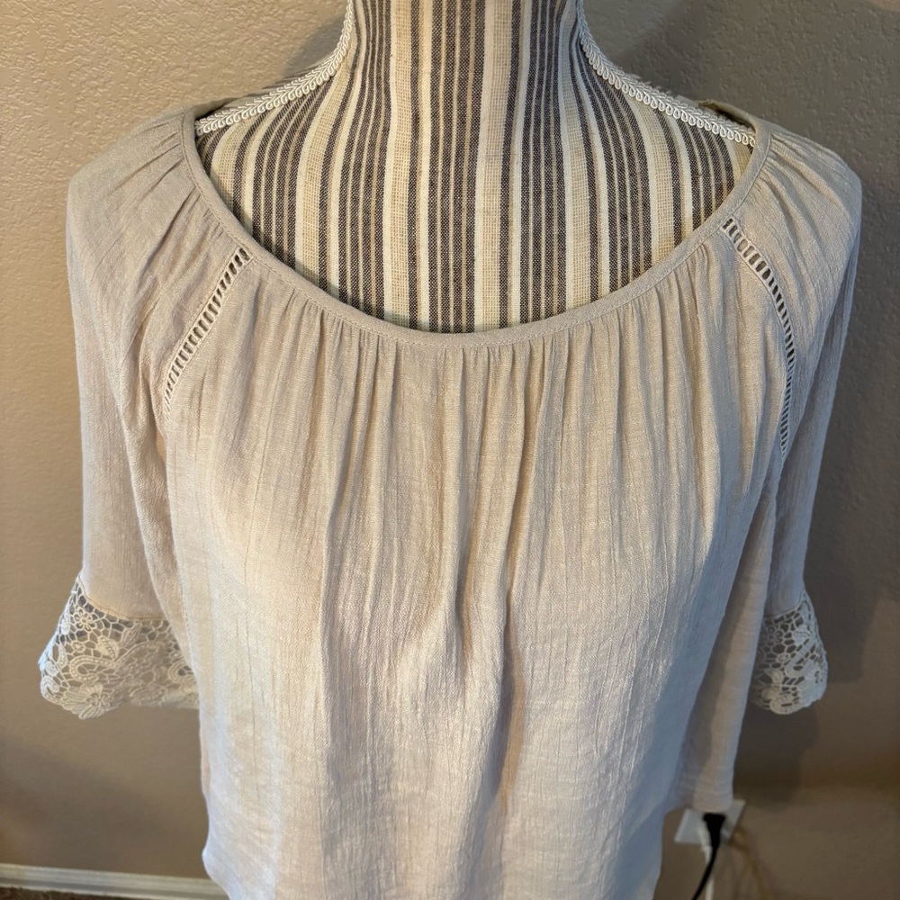 Sale! I.N. Studio Tunic Top L Light Beige Cream layered Tank Lace Eyelets Blouse - Picture 2 of 14